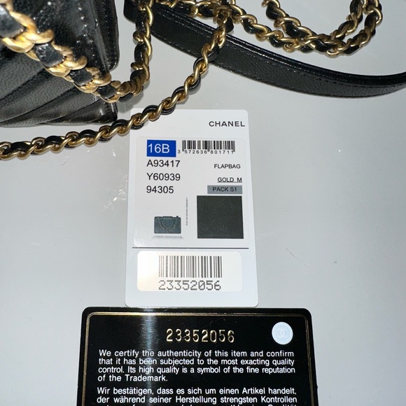 Chanel Collar and Tie Flap Bag Chevron Sheepskin Mini Gold Metal Black Handbag - Picture 11 of 16